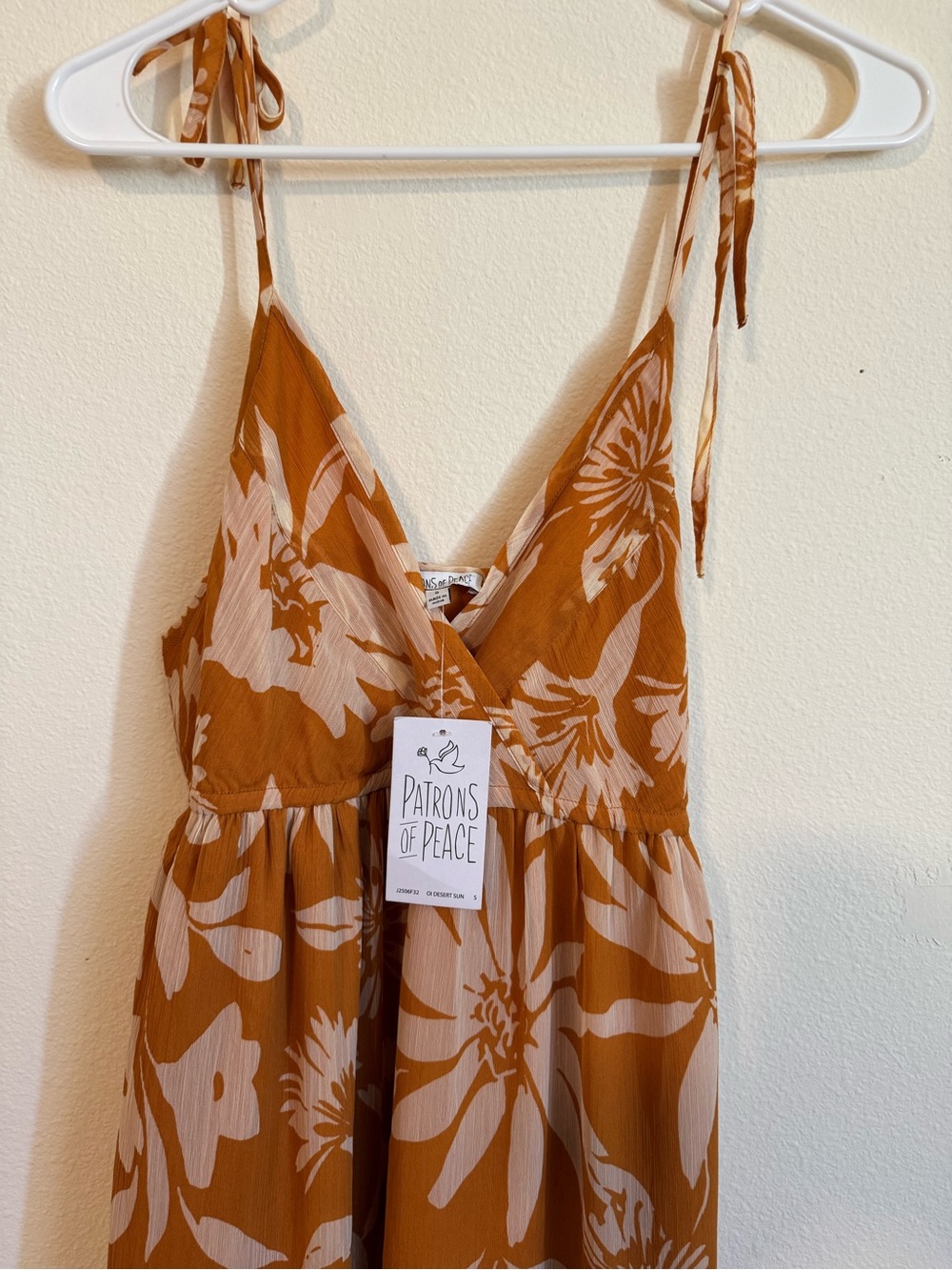 Patrons of Peace Floral Maxi Dress - Picture 2 of 3